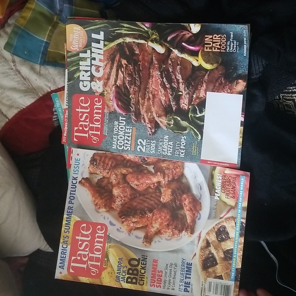 3 for $20 Vintage Taste of Home magazine food recipe cookbooks lot of 5 - Picture 5 of 8